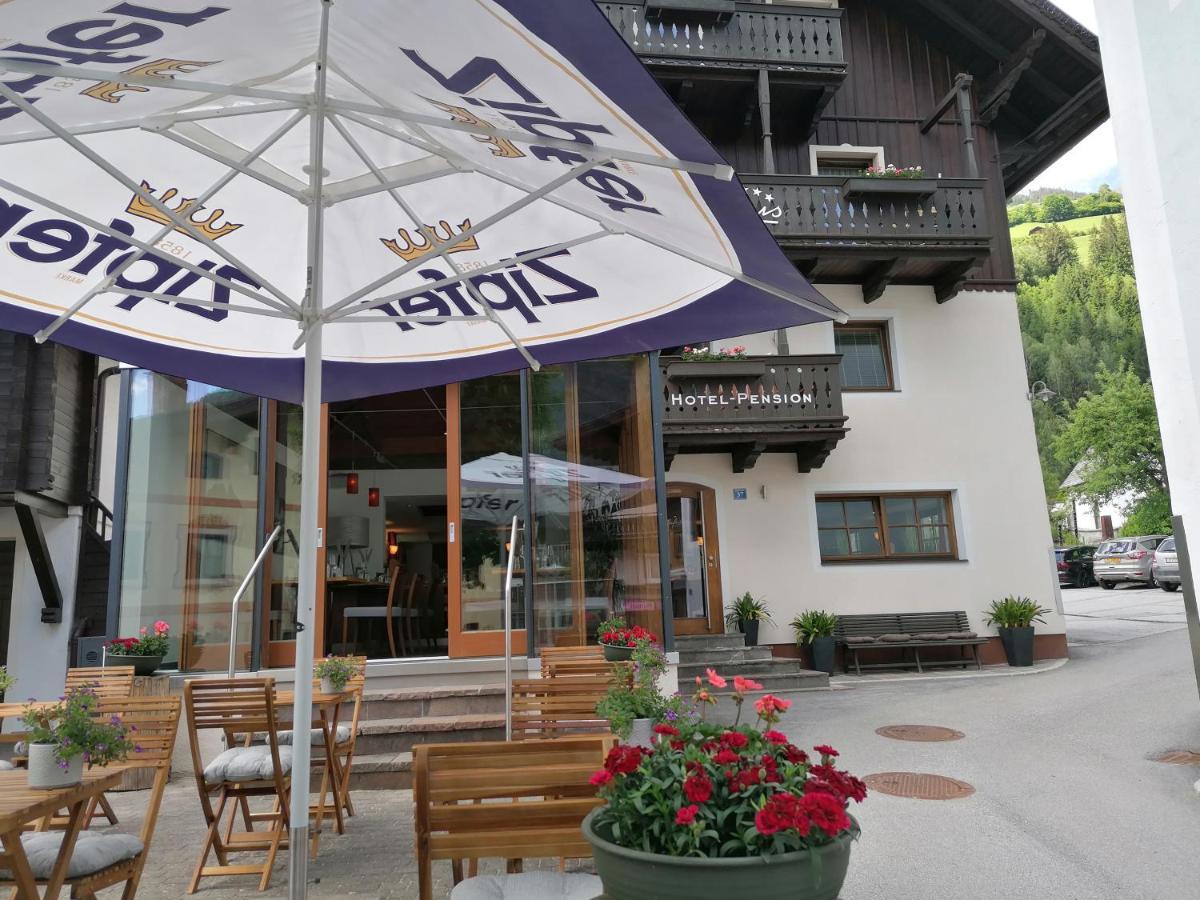 Hotel-Pension Hoferhaus Neukirchen am Grossvenediger Exterior photo